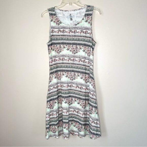 Cupio Sleeveless Round Neck Green Multi Color Floral Swing Dress - Picture 1 of 10